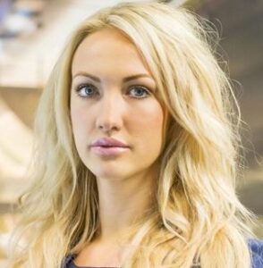 Leah Totton Biography, Age, Height, Family, Wiki & More
