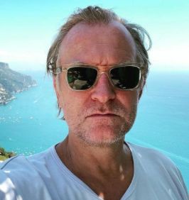 Ulrich Thomsen (Actor) Biography, Age, Height, Family, Wiki & More