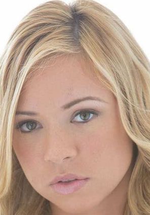 Katerina Kay Height, Age, Family, Biography & More