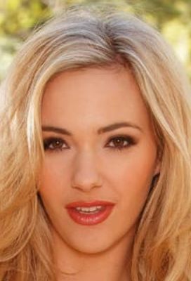 Sophia Knight Biography, Age, Height, Family, Wiki & More