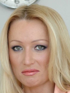 Diana Doll Biography, Height, Husband, Wiki & More
