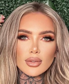 Christina Savoy Biography, Age, Height, Net Worth, Wiki & More